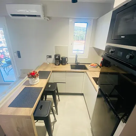 Castle View Center Concon سالونيك